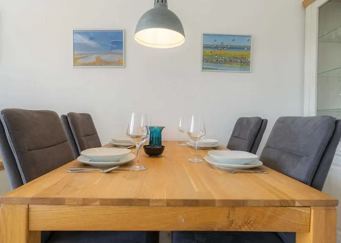 7 Dannebrog Id 373 *